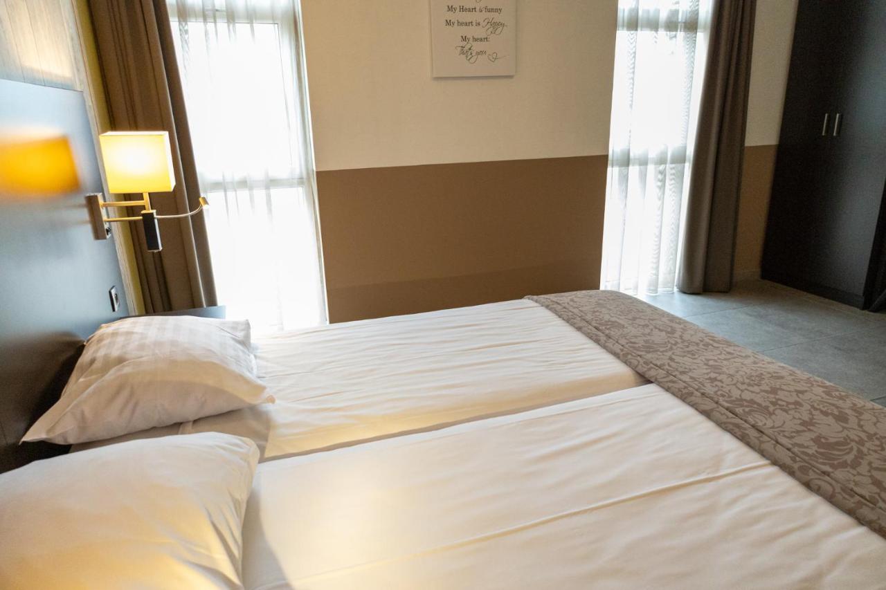 מסיק Hotel De Maaskant מראה חיצוני תמונה